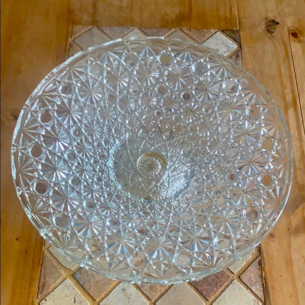 🔥😍🔥😍Crystal footed bowl.😍🔥😍🔥